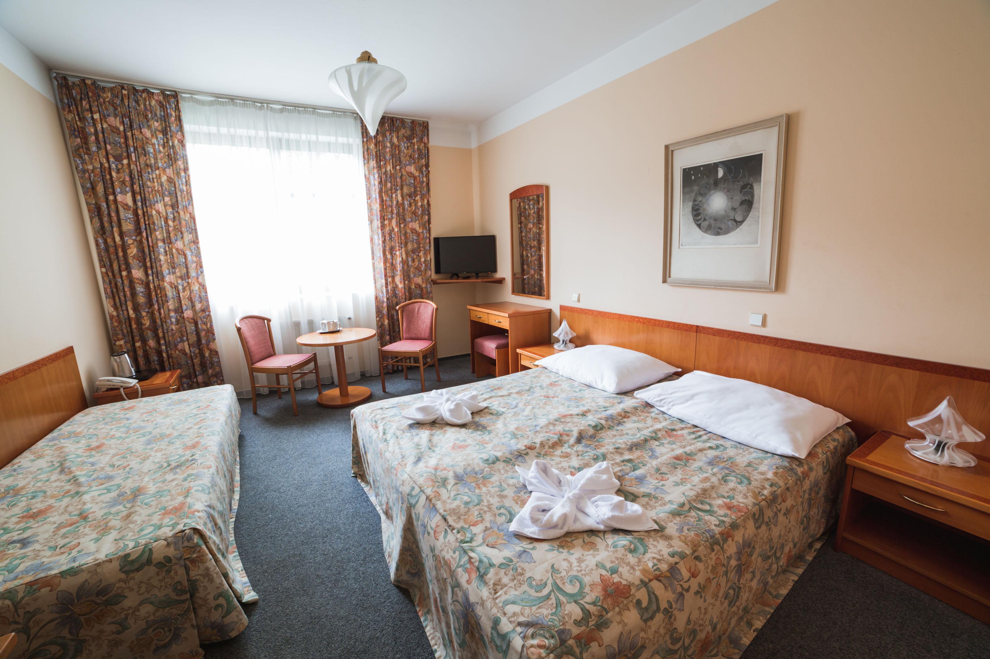 Hotel Dalimil Прага Екстериор снимка