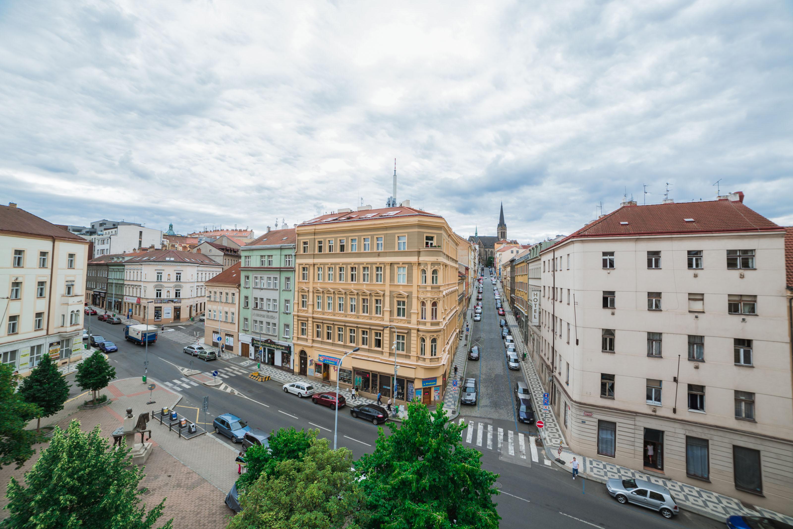 Hotel Dalimil Прага Екстериор снимка