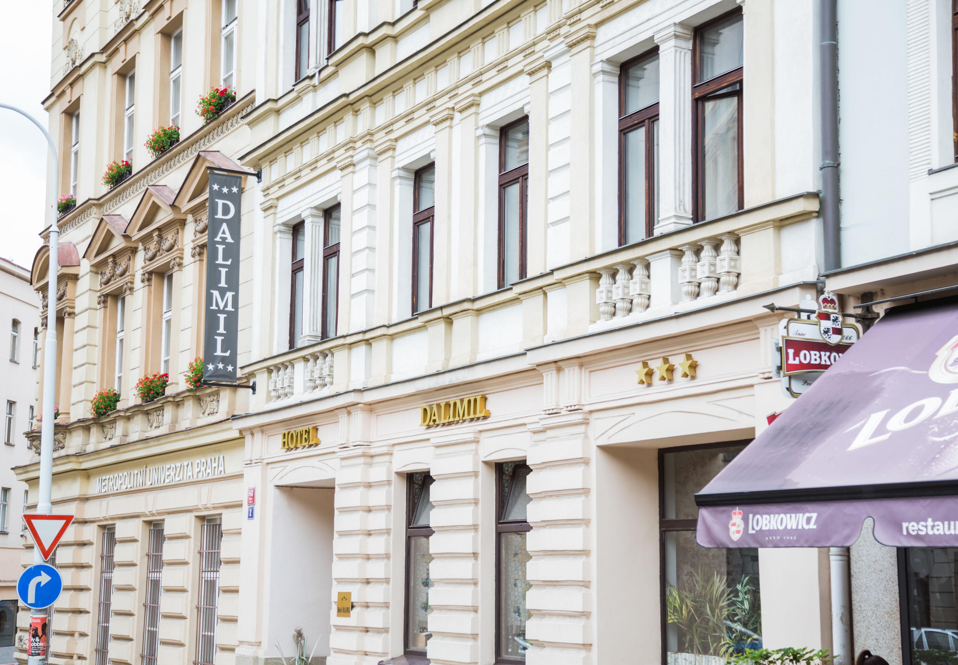Hotel Dalimil Прага Екстериор снимка